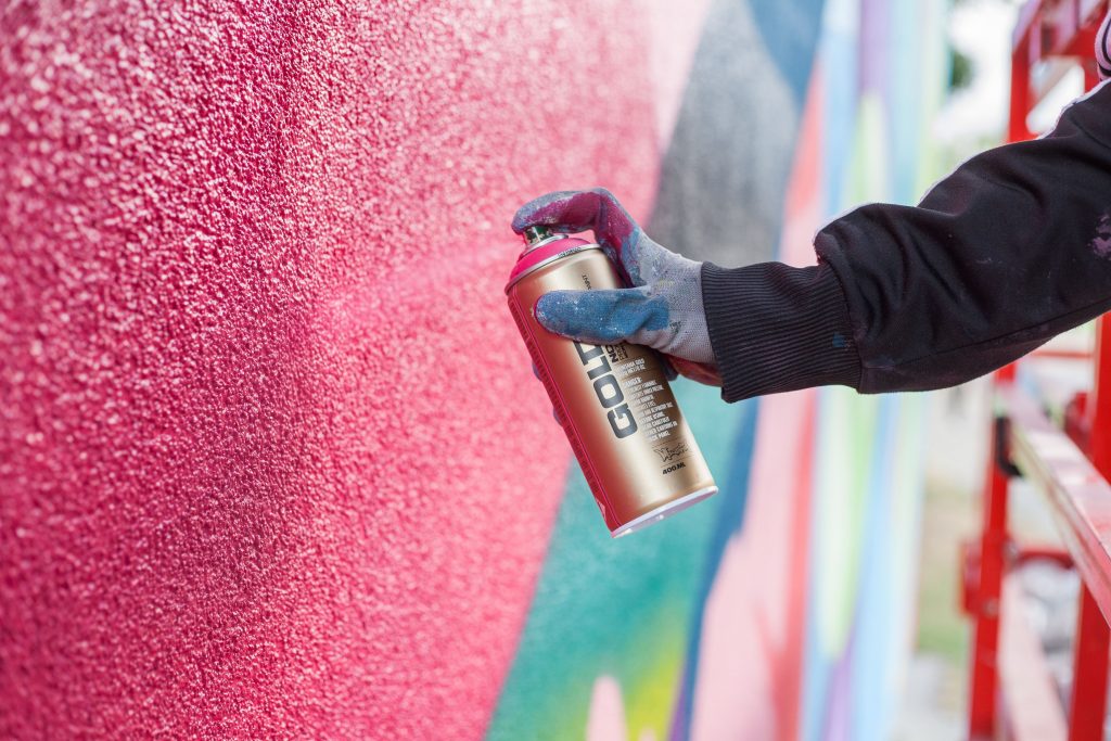 High vs Low Pressure Spray Paint: What's The Difference? | Graff Storm