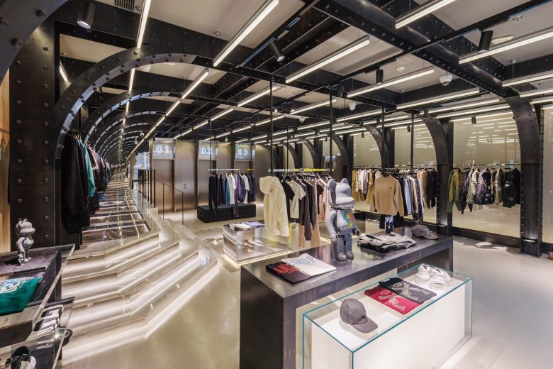 roarguns beijing store